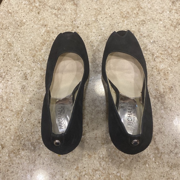 Michael Kors Black Suede and Snakeskin Platform Block Heel Size 8 - Picture 3 of 9